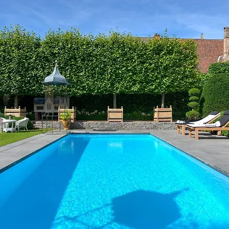 Bed & Breakfast Exclusive The Secret Garden