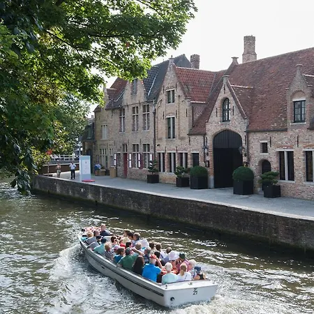 Bed & Breakfast Exclusive The Secret Garden Brugge
